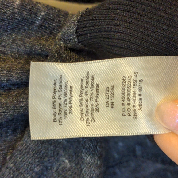 Berry sweater aritzia wilfred - Picture 5 of 5